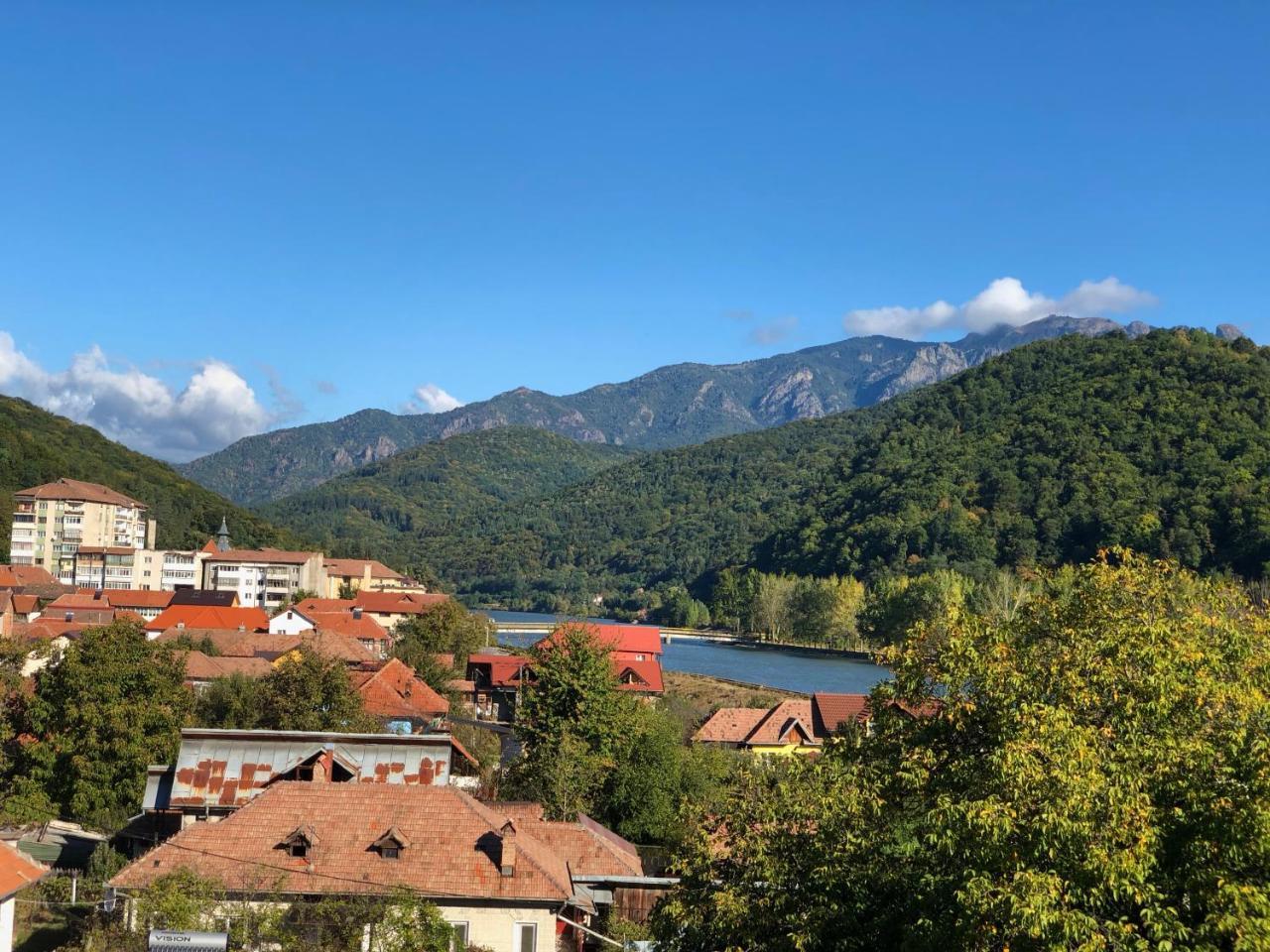 Apartament Belvedere Călimăneşti Exteriér fotografie